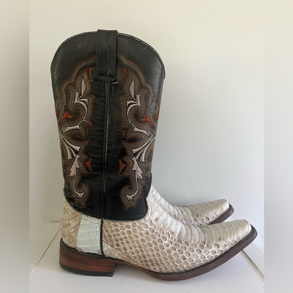 Authentic Mexican Genuine Leather Cowboy Boots - Picture 3 of 12
